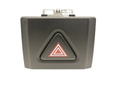 Recambio de warning para hyundai kona essence 2wd referencia OEM IAM 93790J9000  