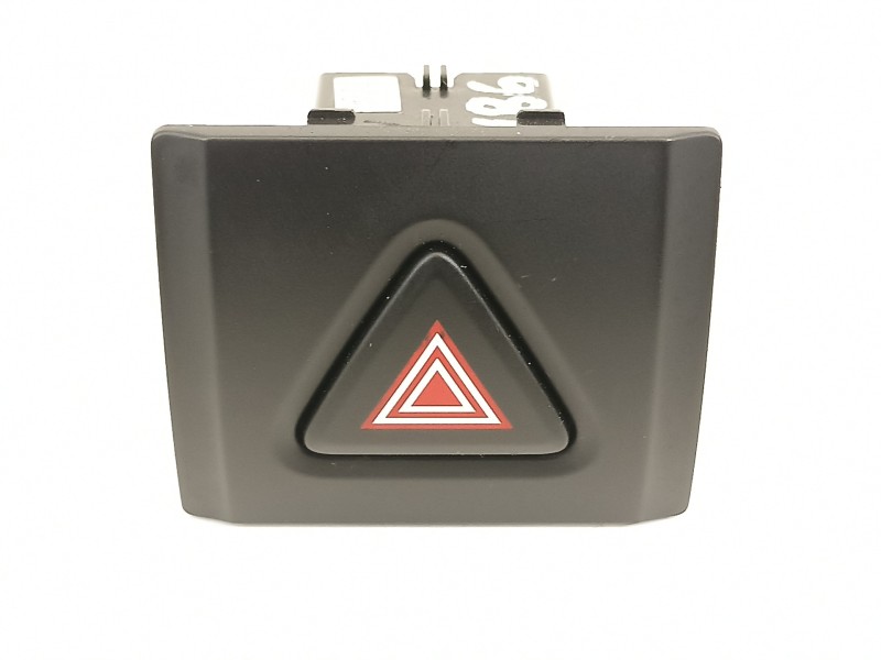 Recambio de warning para hyundai kona essence 2wd referencia OEM IAM 93790J9000  