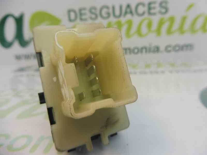 Recambio de mando elevalunas delantero derecho para renault clio iv business referencia OEM IAM 254218614R  