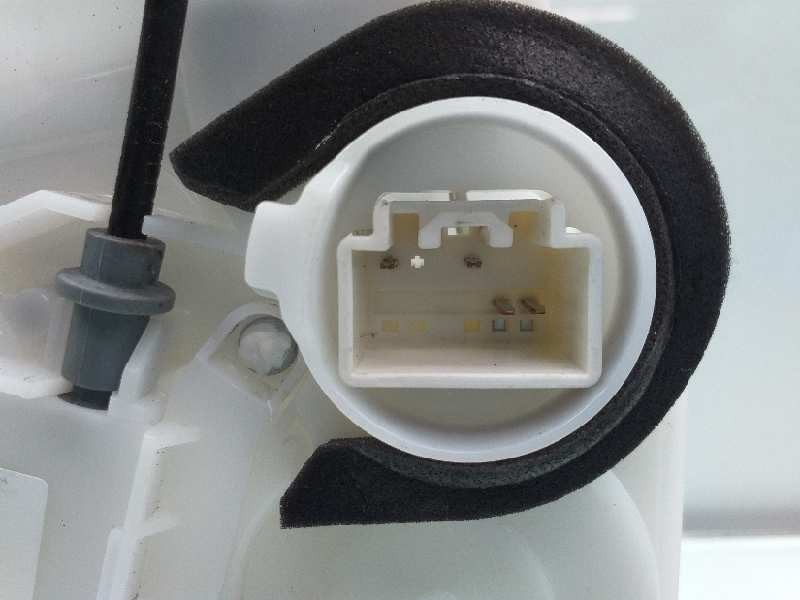 Recambio de cerradura puerta trasera derecha para mazda cx-5 center-line 2wd referencia OEM IAM 7H08A0007 K123 