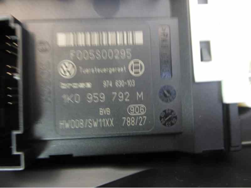 Recambio de elevalunas delantero derecho para seat leon (1p1) fr 1 referencia OEM IAM 1P0837402E 1T0959702G 1K0959792M