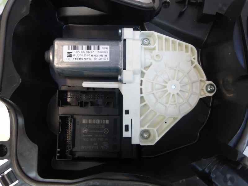 Recambio de elevalunas delantero derecho para seat leon (1p1) fr 1 referencia OEM IAM 1P0837402E 1T0959702G 1K0959792M