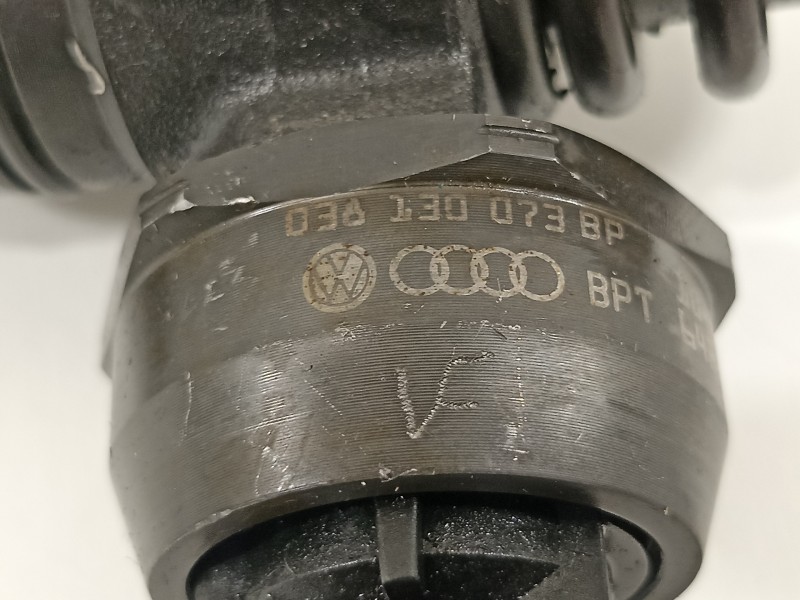 Recambio de inyector para seat ibiza sc (6j1) ecomotive referencia OEM IAM 038130073BP 0414720314 