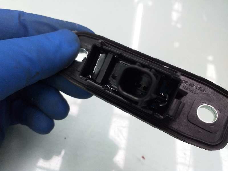 Recambio de maneta exterior porton para mazda cx-5 center-line 2wd referencia OEM IAM   