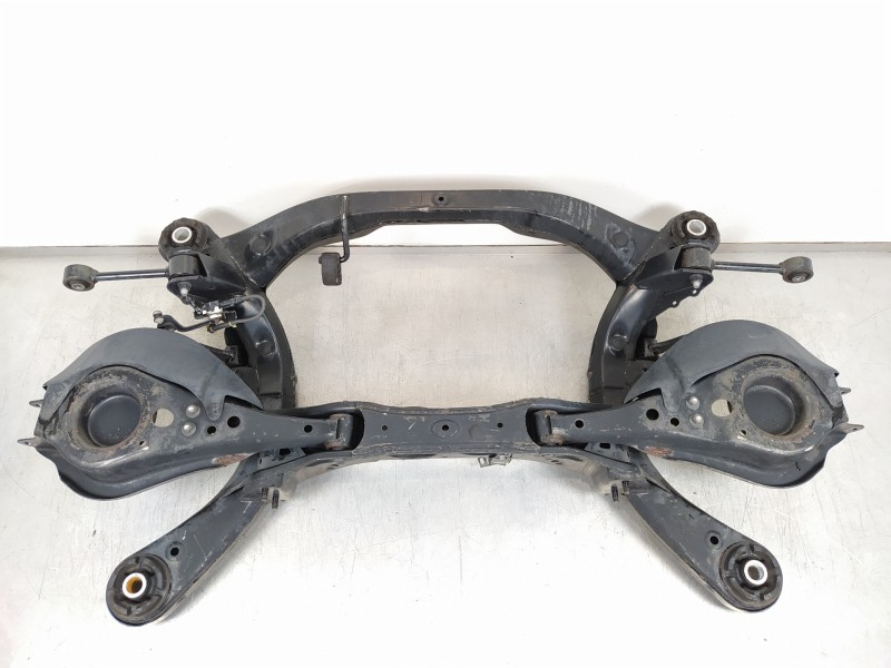 Recambio de puente trasero para lexus rx 450h referencia OEM IAM   