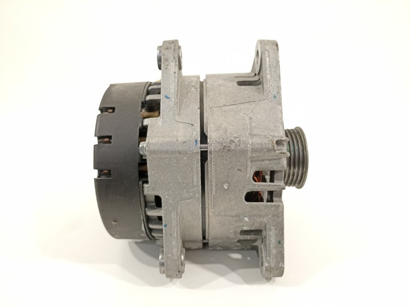 Recambio de alternador para mercedes-benz clase b (w247) 247 referencia OEM IAM A0009063903  