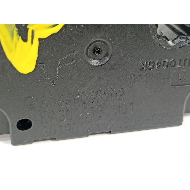 Recambio de motor apertura trampillas climatizador para mercedes-benz clase b (w247) 247 referencia OEM IAM A0999063502  