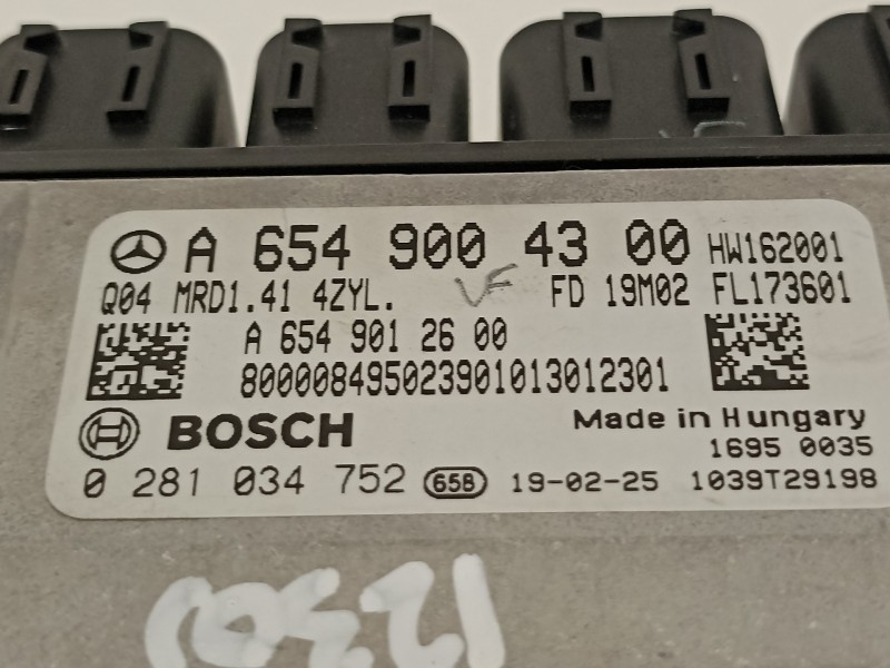 Recambio de centralita motor uce para mercedes-benz clase b (w247) 247 referencia OEM IAM A6549004300  