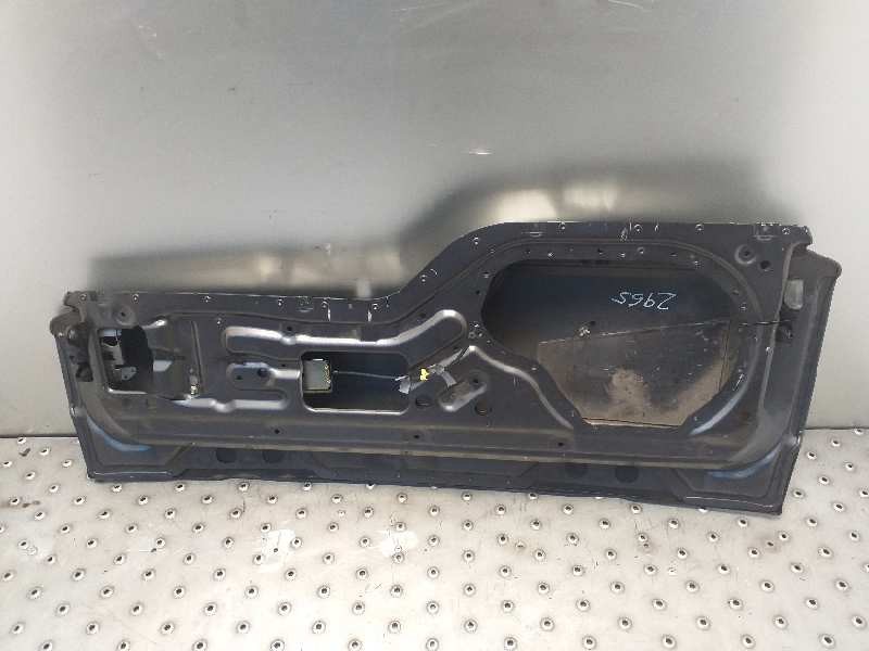 Recambio de porton trasero para land rover discovery v6 td s referencia OEM IAM   