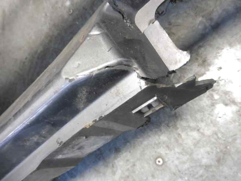 Recambio de paragolpes delantero para land rover discovery v6 td s referencia OEM IAM DPB001265LML  