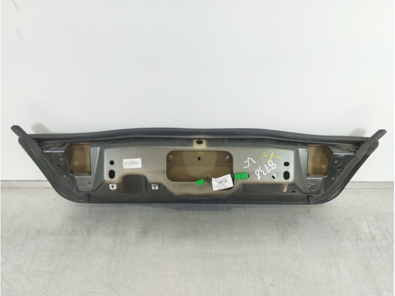 Recambio de tapa maletero para peugeot 207 cc sport referencia OEM IAM   