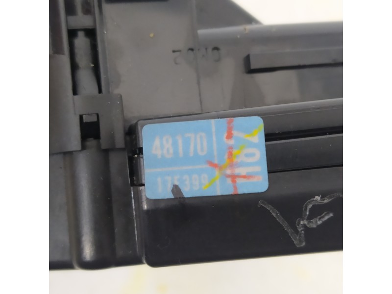 Recambio de mando limpia para lexus rx 450h referencia OEM IAM 48170175399  