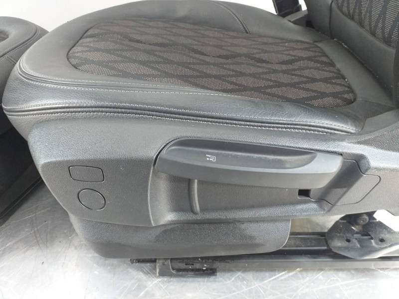 Recambio de juego asientos completo para bmw serie x1 (f48) sdrive18d xline referencia OEM IAM   