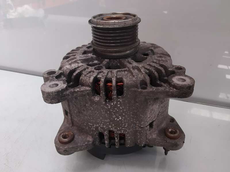 Recambio de alternador para volkswagen caddy ka/kb (2k) life referencia OEM IAM 06F903023C  