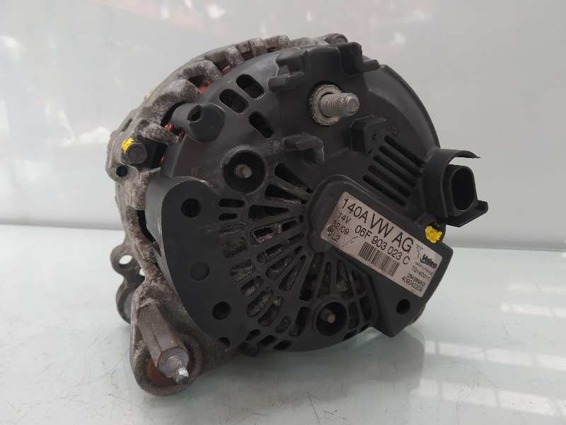 Recambio de alternador para volkswagen caddy ka/kb (2k) life referencia OEM IAM 06F903023C  