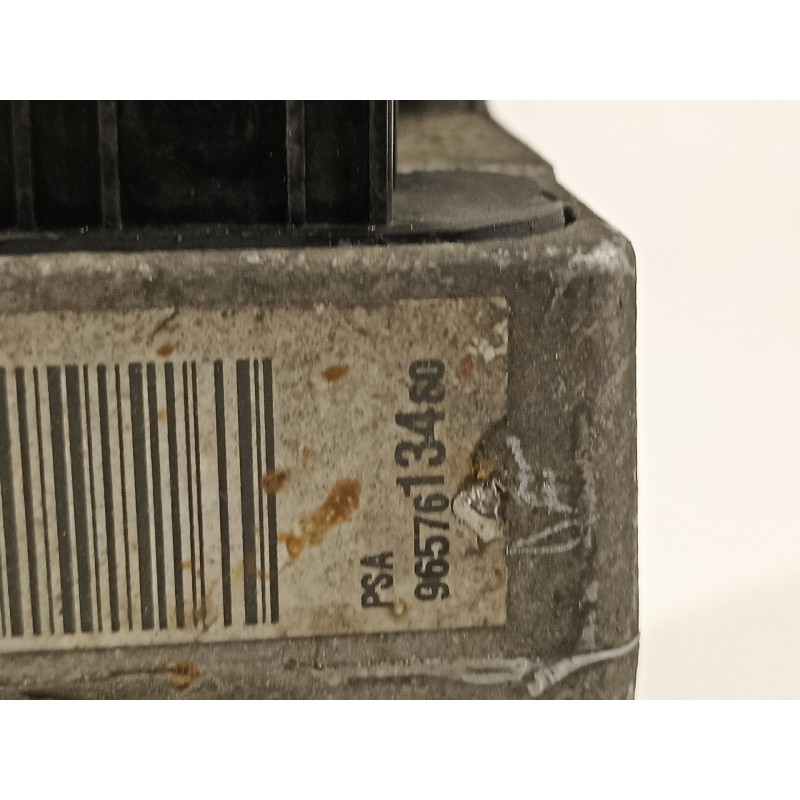 Recambio de bomba direccion para citroën c4 berlina 1.6 16v cat (nfu / tu5jp4) referencia OEM IAM 9657613480  