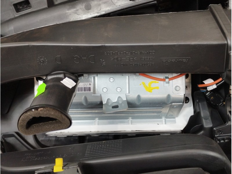 Recambio de kit airbag para peugeot 207 cc sport referencia OEM IAM 9650086677 9664402580 96500674