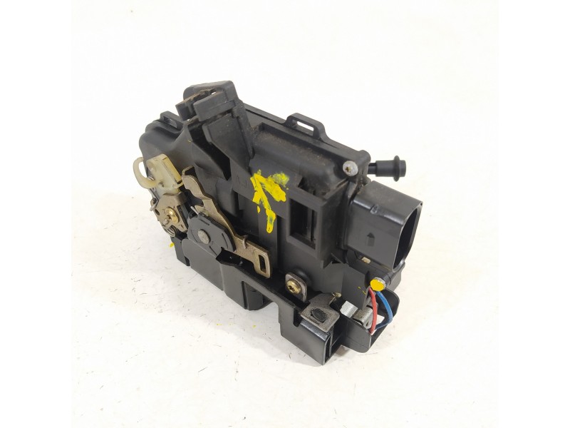 Recambio de cerradura puerta delantera izquierda para audi a4 berlina (8e) 1.9 tdi (96kw) referencia OEM IAM 4B1837015G  