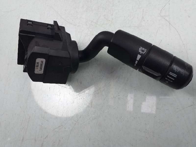 Recambio de mando limpia para land rover discovery v6 td s referencia OEM IAM XPE500070PVJ  