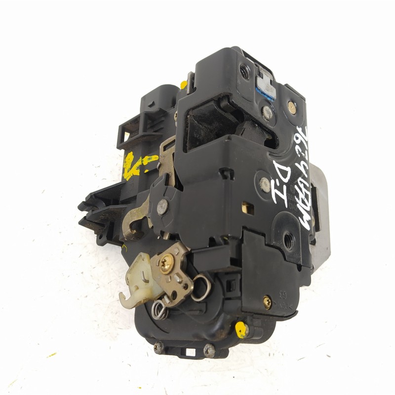 Recambio de cerradura puerta delantera izquierda para audi a4 berlina (8e) 1.9 tdi (96kw) referencia OEM IAM 4B1837015G  