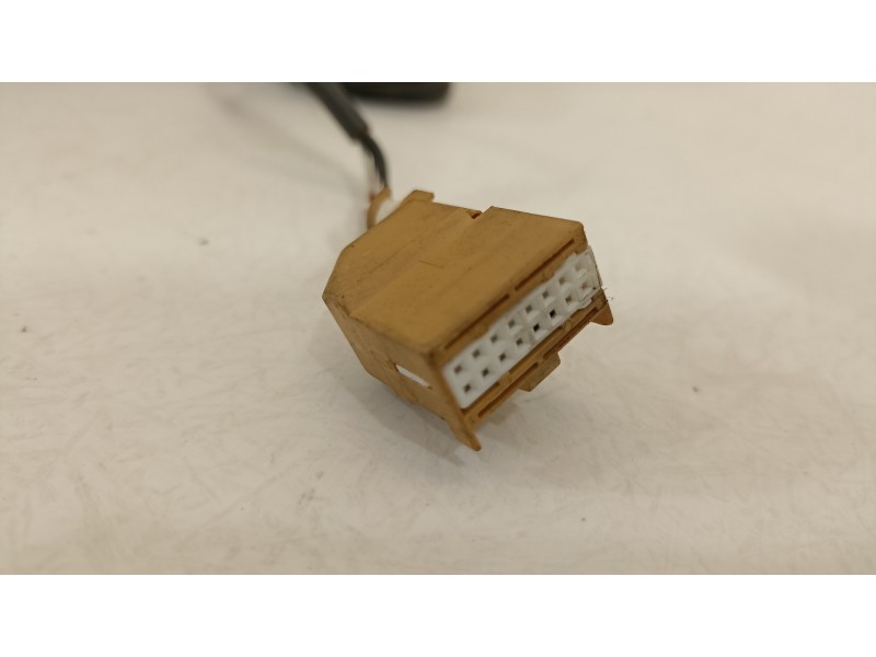 Recambio de retrovisor izquierdo para audi a4 berlina (8e) 1.9 tdi (96kw) referencia OEM IAM 8E1858499A  