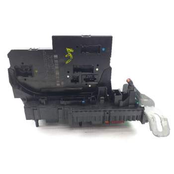 CAJA RELES / FUSIBLES 2129000004 5DK009620 2125452832