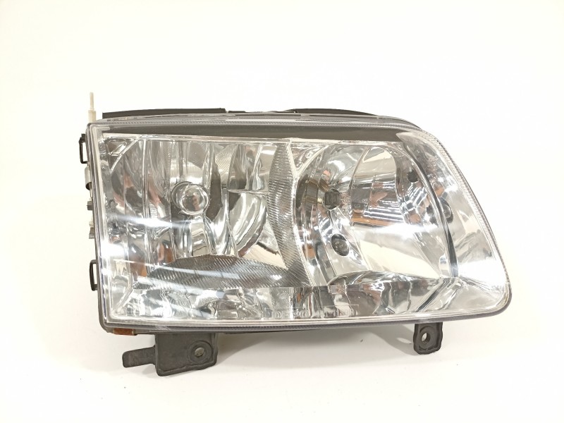 Recambio de faro derecho para volkswagen polo berlina (6n2) trendline referencia OEM IAM 6N1941018AA  