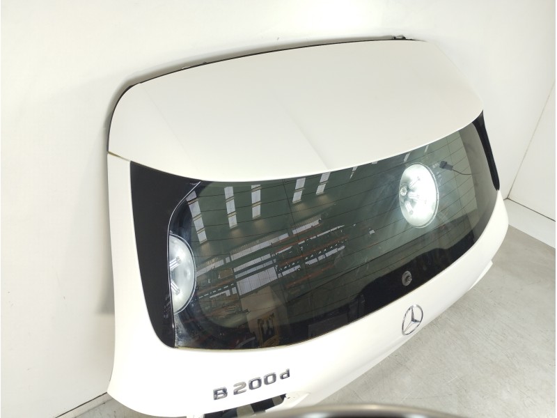 Recambio de porton trasero para mercedes-benz clase b (w247) 247 referencia OEM IAM A2477402301 A2477428900 