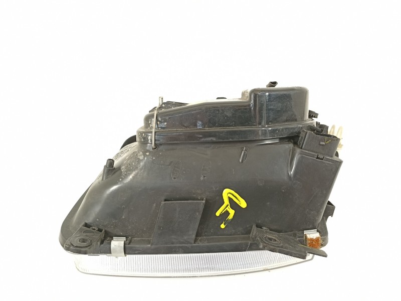 Recambio de faro derecho para volkswagen polo berlina (6n2) trendline referencia OEM IAM 6N1941018AA  