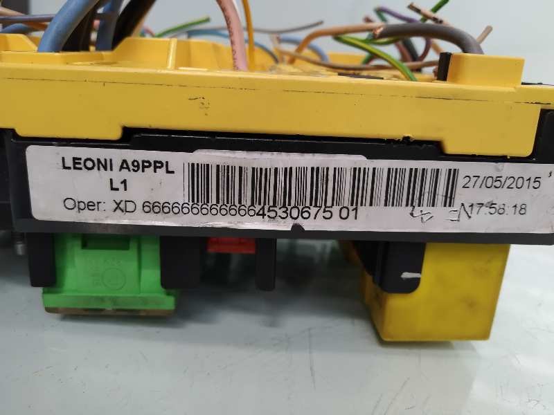 Recambio de caja reles / fusibles para peugeot 208 active referencia OEM IAM 9804846880  