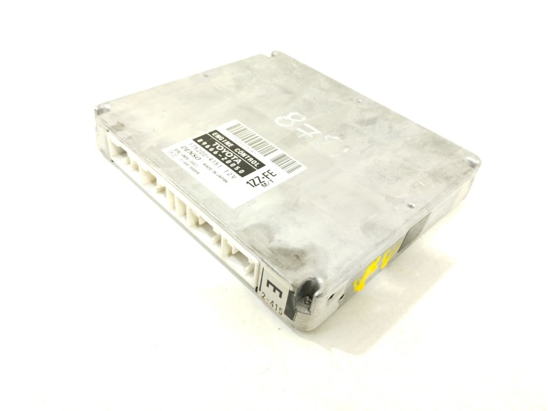 Recambio de centralita motor uce para toyota celica (t23) 1.8 referencia OEM IAM 8966620050 1752004151 