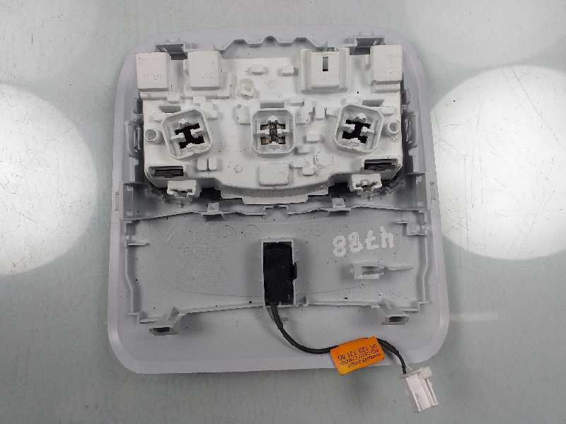 Recambio de luz interior para peugeot 208 active referencia OEM IAM 96754056PR 9674441377 