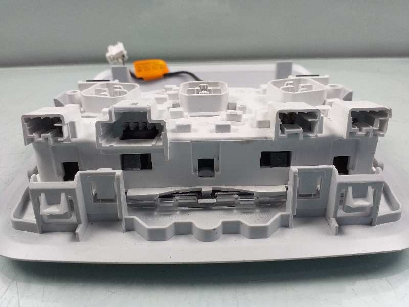 Recambio de luz interior para peugeot 208 active referencia OEM IAM 96754056PR 9674441377 
