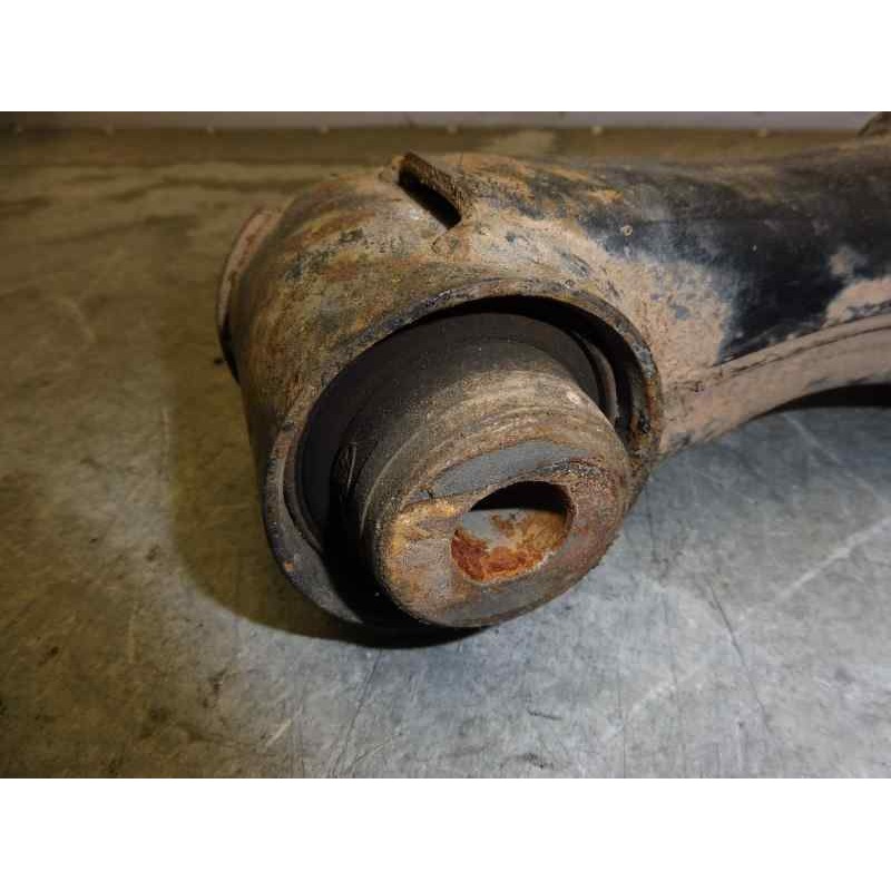 Recambio de brazo suspension inferior delantero izquierdo para land rover discovery v6 td s referencia OEM IAM LR075996  