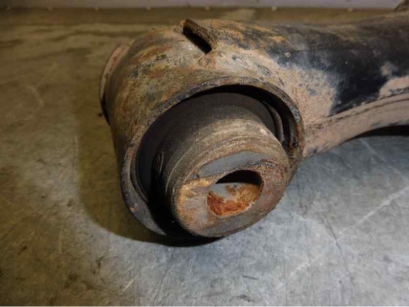 Recambio de brazo suspension inferior delantero izquierdo para land rover discovery v6 td s referencia OEM IAM LR075996  