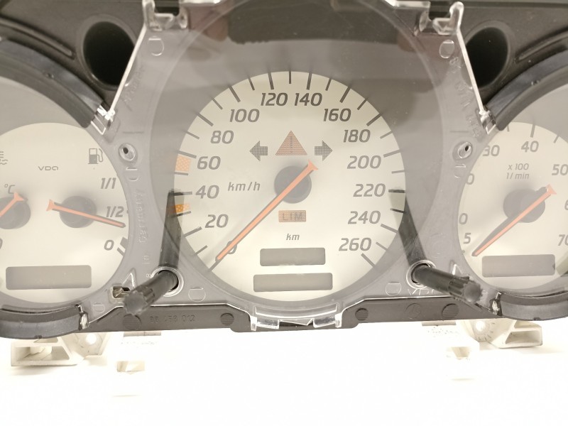 Recambio de cuadro instrumentos para mercedes-benz clase slk (w170) roadster 200 (170.435) referencia OEM IAM 1705403411  