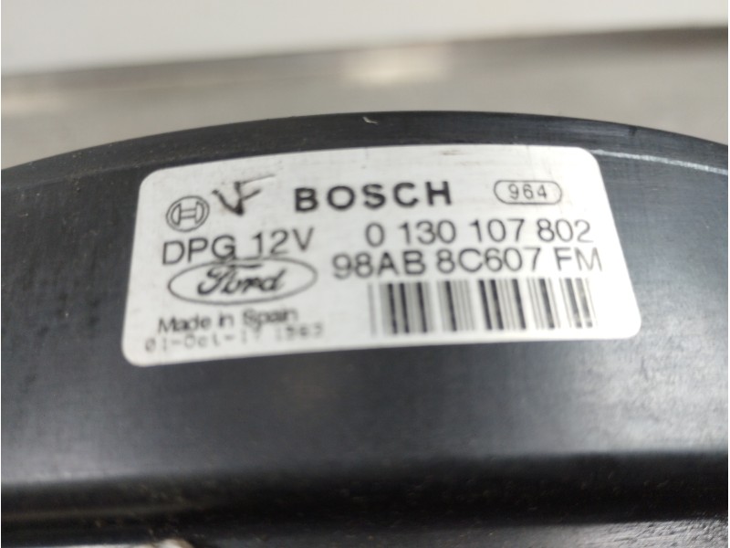 Recambio de electroventilador para ford focus berlina (cak) ghia referencia OEM IAM 98AB8C607FM 0130107802 