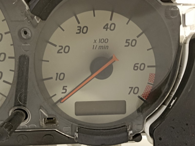 Recambio de cuadro instrumentos para mercedes-benz clase slk (w170) roadster 200 (170.435) referencia OEM IAM 1705403411  