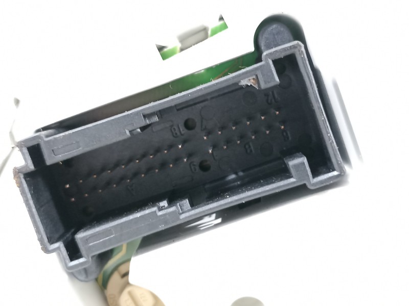 Recambio de cuadro instrumentos para mercedes-benz clase slk (w170) roadster 200 (170.435) referencia OEM IAM 1705403411  