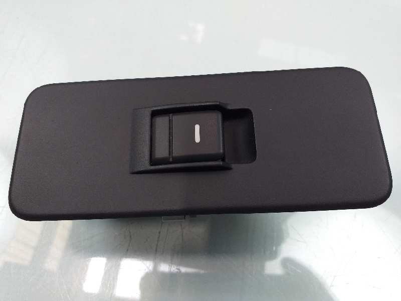 Recambio de mando elevalunas trasero izquierdo para land rover discovery v6 td s referencia OEM IAM YUD501070PVJ  