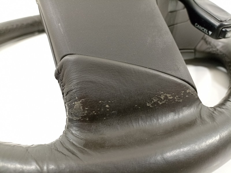 Recambio de volante para lexus rx 450h referencia OEM IAM 4518448070  