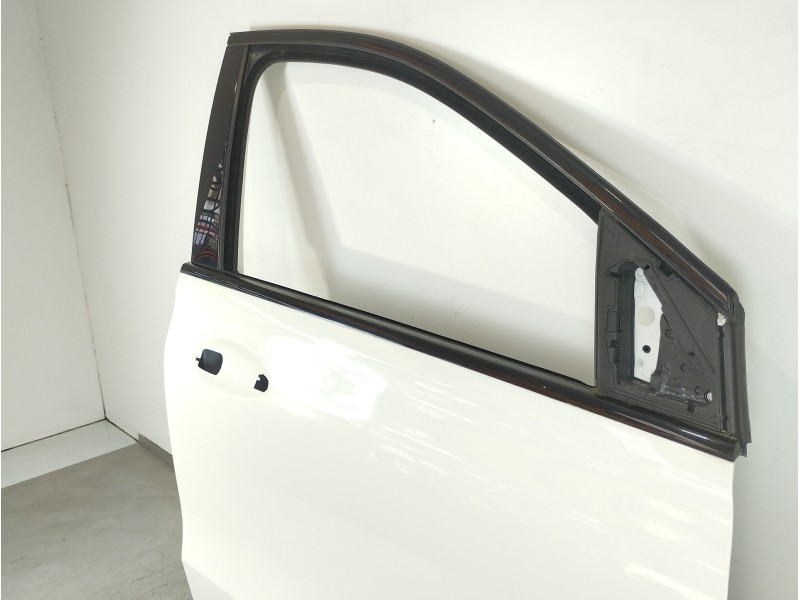Recambio de puerta delantera derecha para mercedes-benz clase b (w247) 247 referencia OEM IAM A2477202606 A2477221000 
