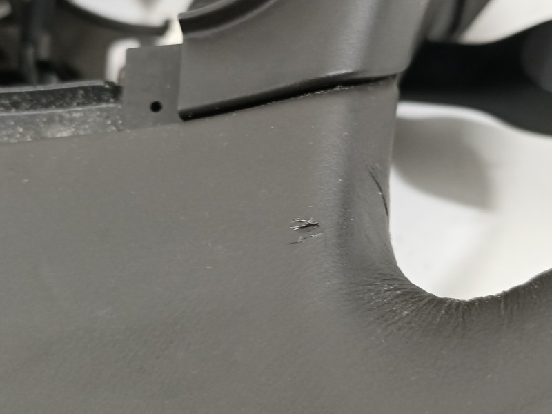 Recambio de volante para lexus rx 450h referencia OEM IAM 4518448070  