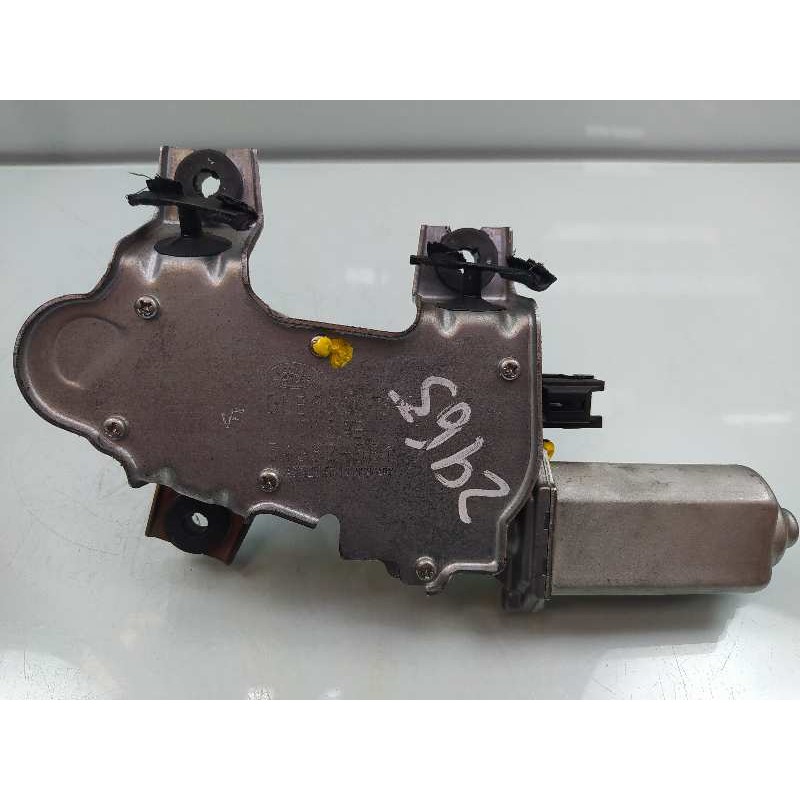 Recambio de motor limpia trasero para land rover discovery v6 td s referencia OEM IAM DLB500073 CW8AB 34982581