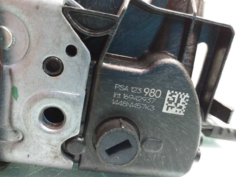 Recambio de cerradura puerta delantera derecha para citroën c3 elle referencia OEM IAM 123980  