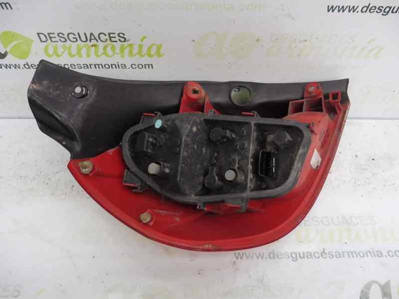 Recambio de piloto trasero derecho para renault clio iii confort expression referencia OEM IAM 8200459960  
