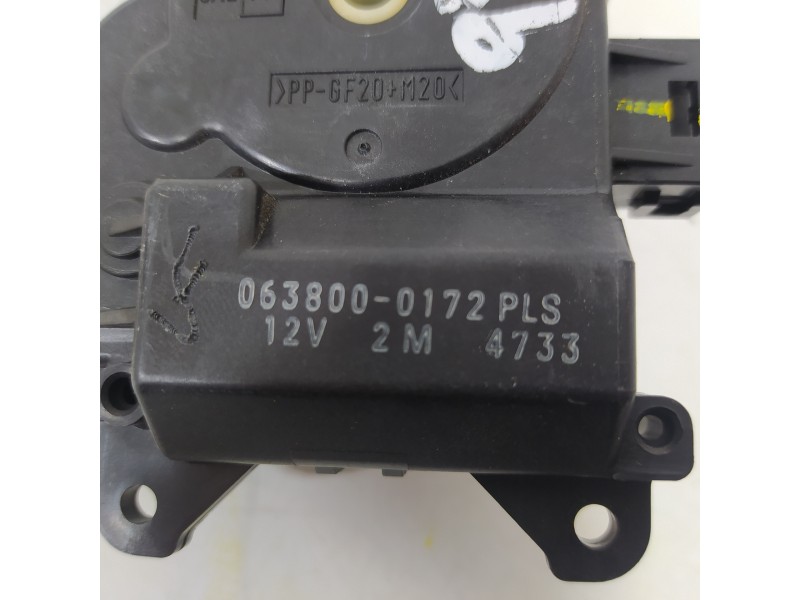 Recambio de motor apertura trampillas climatizador para lexus rx 450h referencia OEM IAM 638000172  