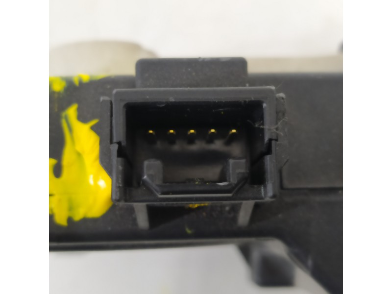 Recambio de motor apertura trampillas climatizador para lexus rx 450h referencia OEM IAM 638000172  