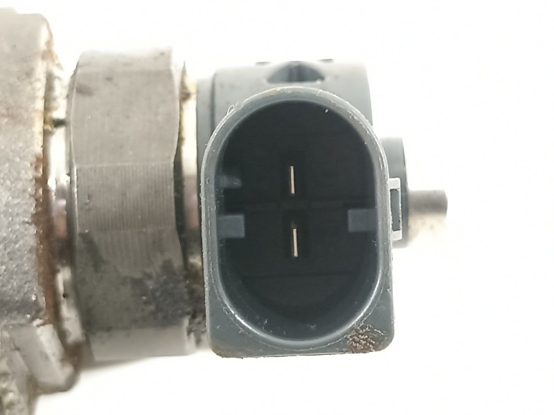 Recambio de inyector para volkswagen passat variant (3g5) advance bmt referencia OEM IAM 04L130277AC 0445110469 