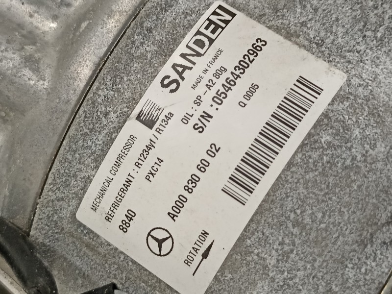 Recambio de compresor aire acondicionado para mercedes-benz clase b (w247) 247 referencia OEM IAM A0008406002  